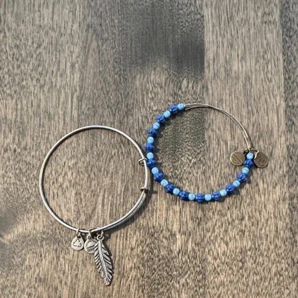 Alex and Ani bundle - Picture 1 of 5